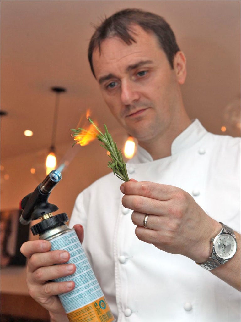 Jason Atherton was the first British chef to complete a stint at El Bulli in Spain in1998. He has worked under Pierre
Koffmann and Marco Pierre White, eventually joining the Gordon Ramsay Group, for whom he opened Maze in 2001. Last year he opened Pollen