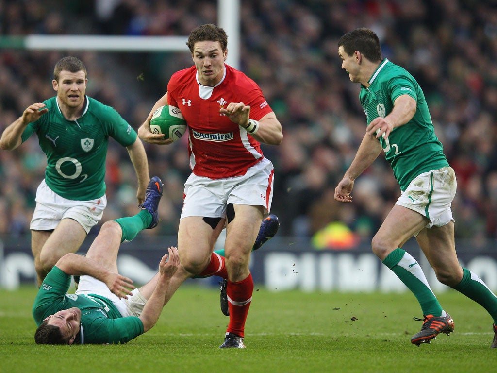 Welsh winger George North (centre)