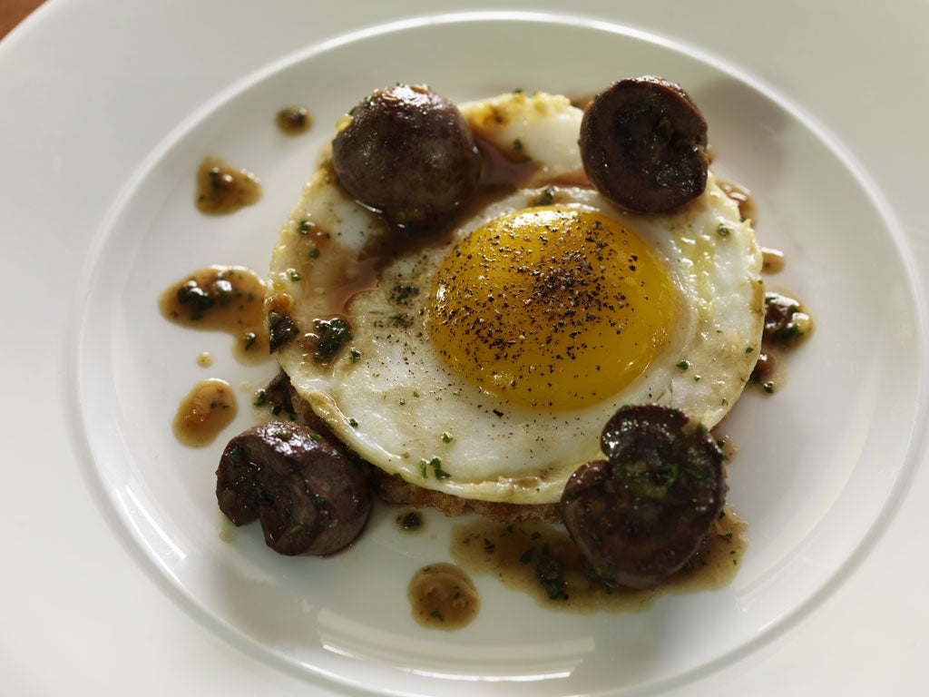 Rosti with Burford Browns and devilled kidneys