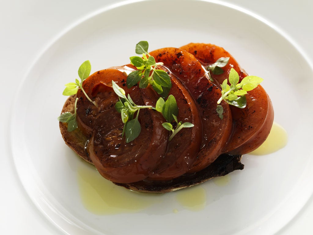 Fried tomatoes on toast