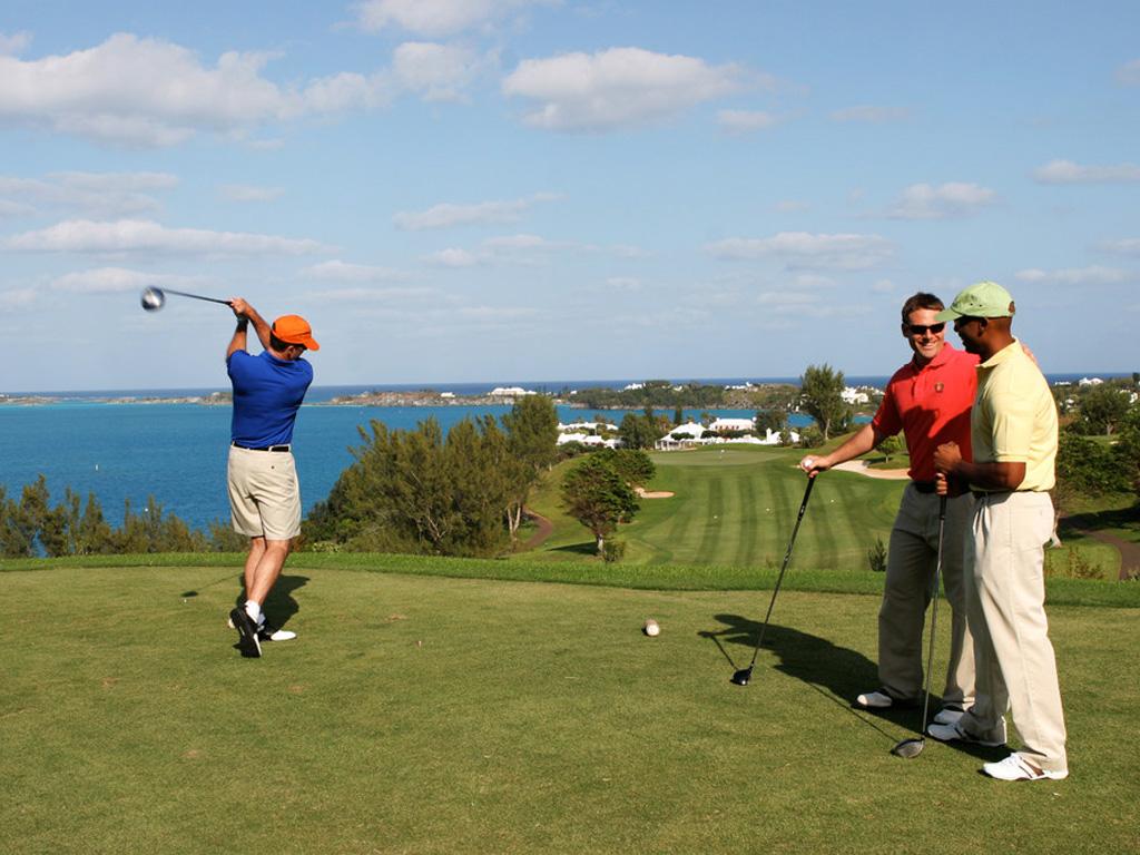 Bermuda has more golf courses per square mile than any other nation