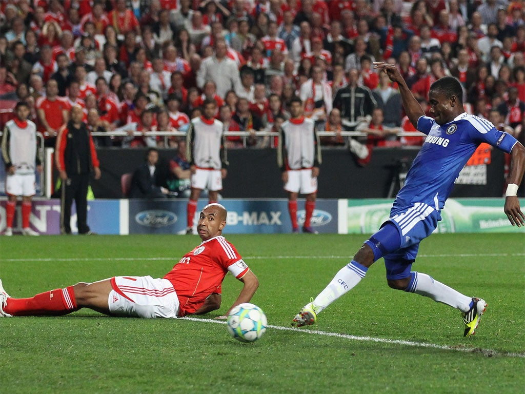 Salomon Kalou nets the winner