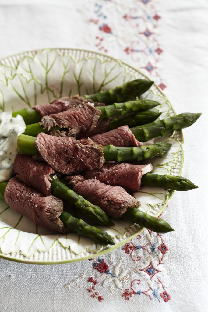 Asparagus and lamb wraps