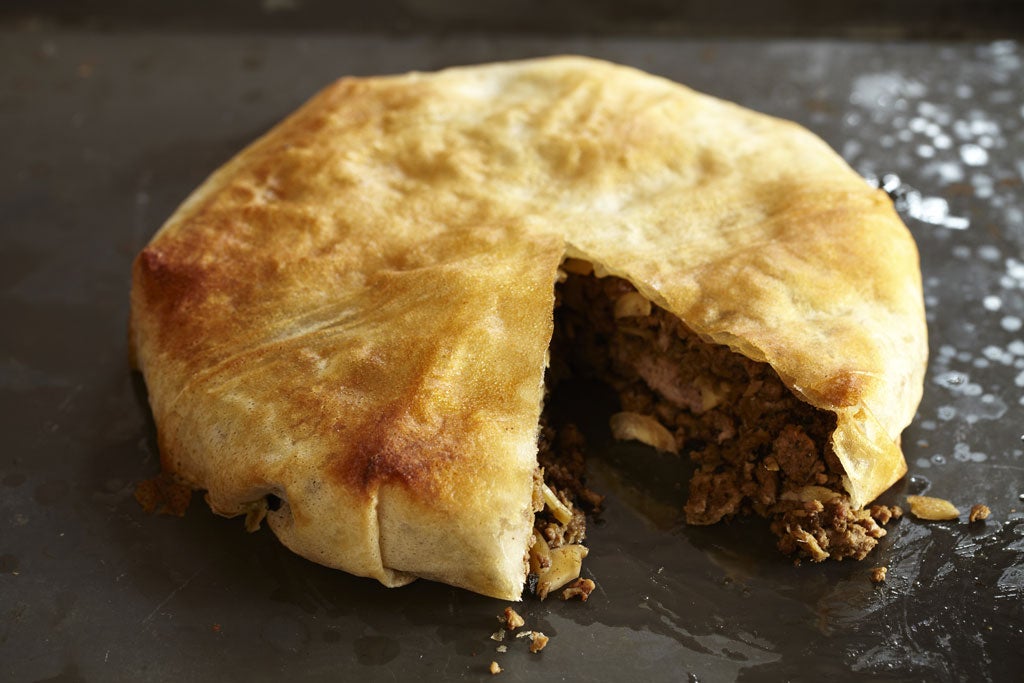 Lamb and garlic pie