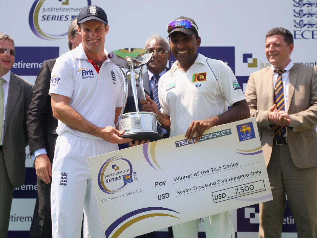 Sharing the spoils: Andrew Strauss and Mahela Jayawardene