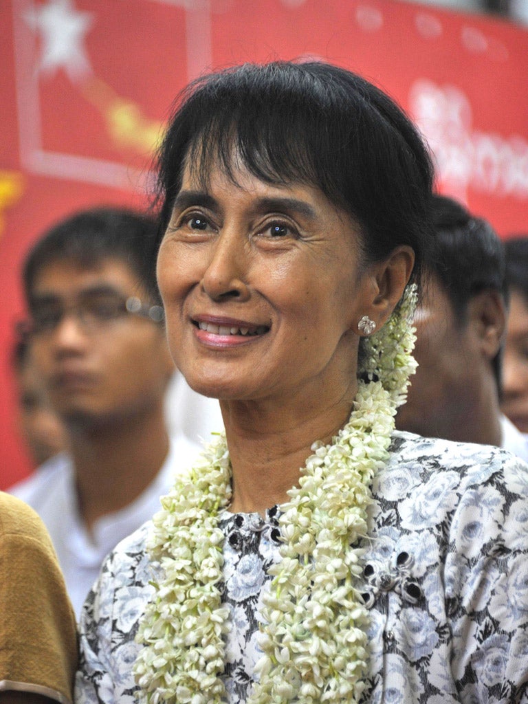 Aung San Suu Kyi’s party wants to amend oath