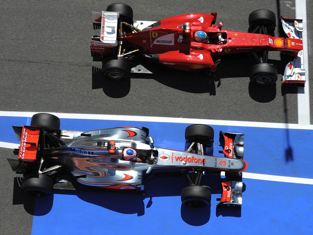 Button lines up alongside Alonso