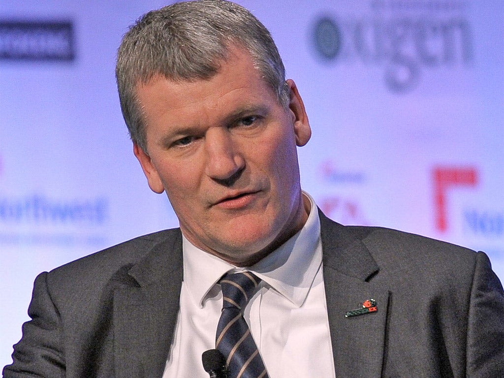 United are still able to attract world-class players, says the chief executive