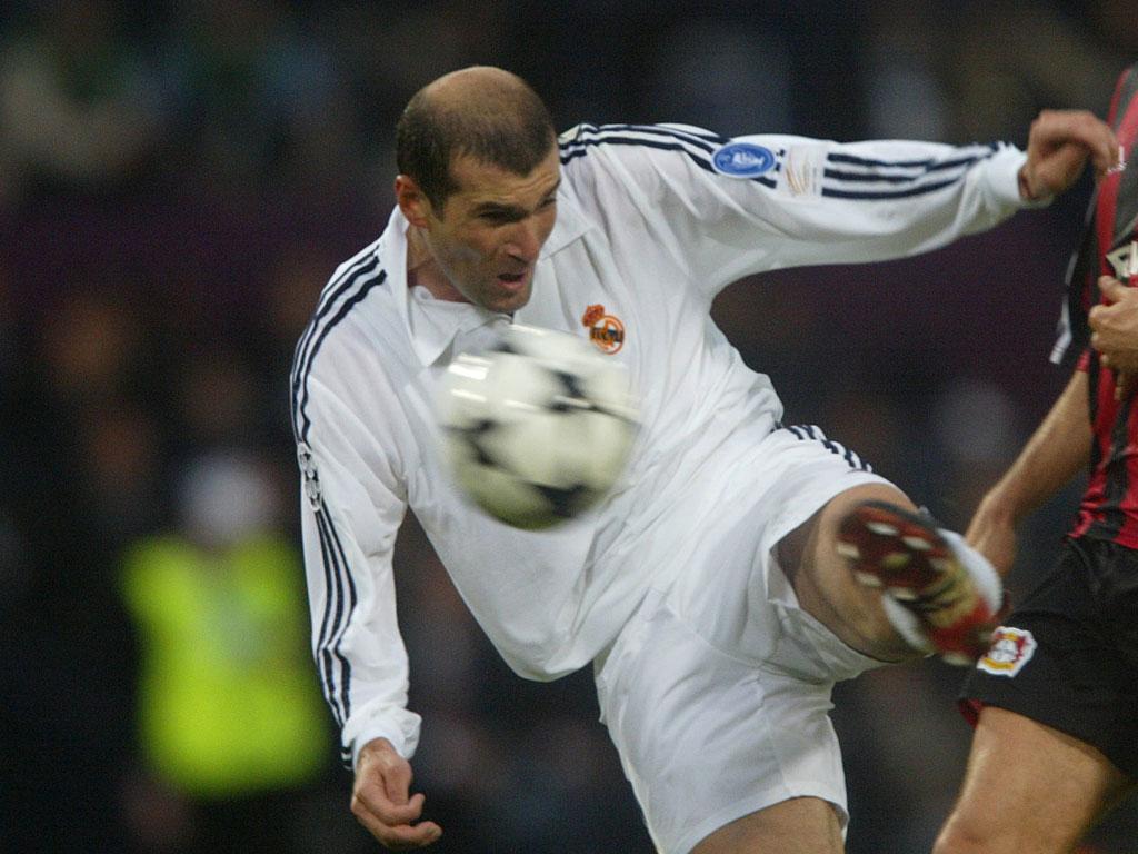 &#13;
Zidane's brilliant volley in the 2002 Champions League final&#13;