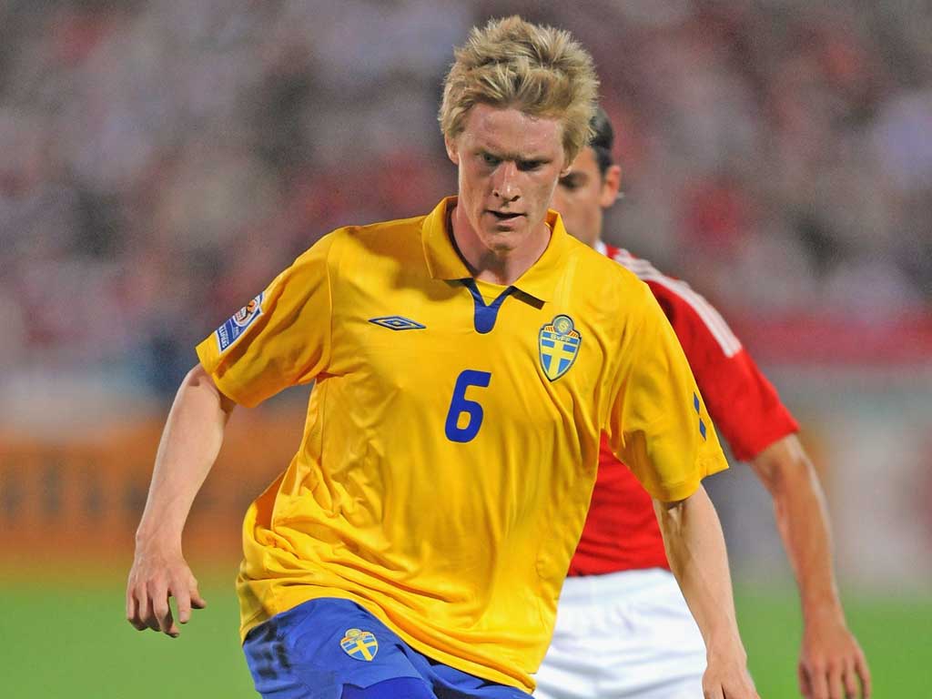 <b>1. Rasmus Elm - AZ Alkmaar & Sweden:</b><br/> Long-throw expert, free-kick specialist, six-foot tall; it would be a surprise if Tony Pulis is not keeping an eye on this Dutch-based midfielder.
Plenty of clubs are interested in the 24-year-old who is more than just a set-play exponent – he can play a pass and operate in wide areas. Liverpool were heavily linked with an £8m bid before Kenny Dalglish was fired and Fulham, for whom Elm’s
brother David played briefly, are also keeping tabs