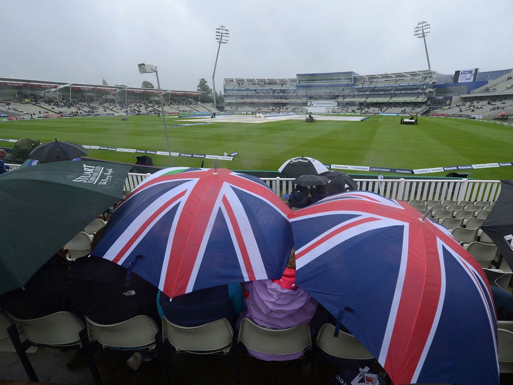 "If England win the toss, I think they'll boat first." (08/06/12) To enter the current caption competition, click here.