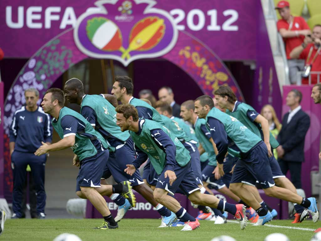 Italy's players go through their paces