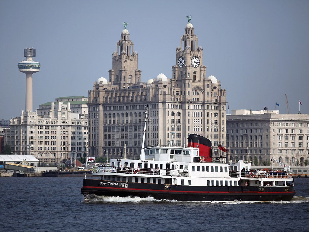 Six hours, 35 miles and 118 years of history: that’s the offer from
Mersey Ferries for its special Manchester Ship Canal departures
between Seacombe (on the Wirral, opposite Liverpool) and Salford
Quays