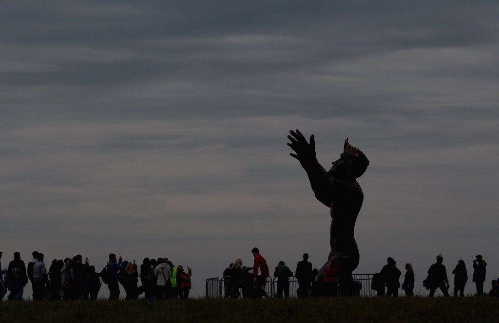 Revellers see-in the summer solstice at Stone Henge this morning