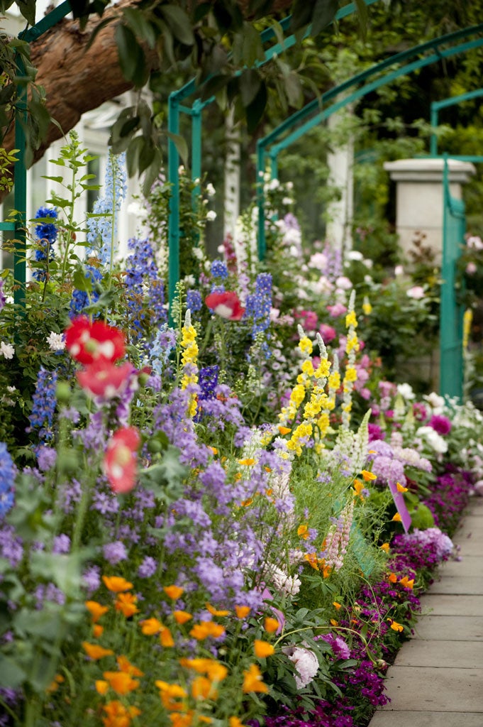 The New York Botanical Garden conservatory has been transformed into Monet's Giverny garden