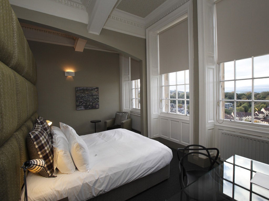 Some of the
guestrooms look
on to the Water
of Leith