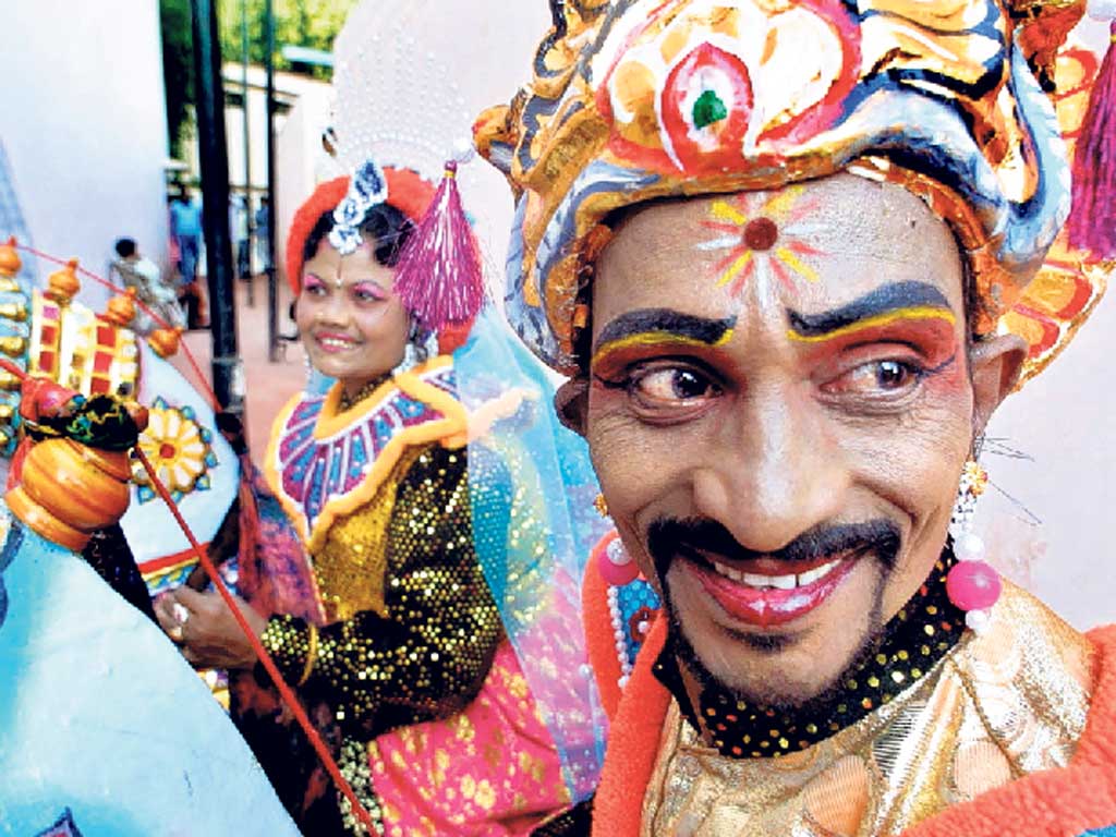 Rajasthani folk musicians and dancers