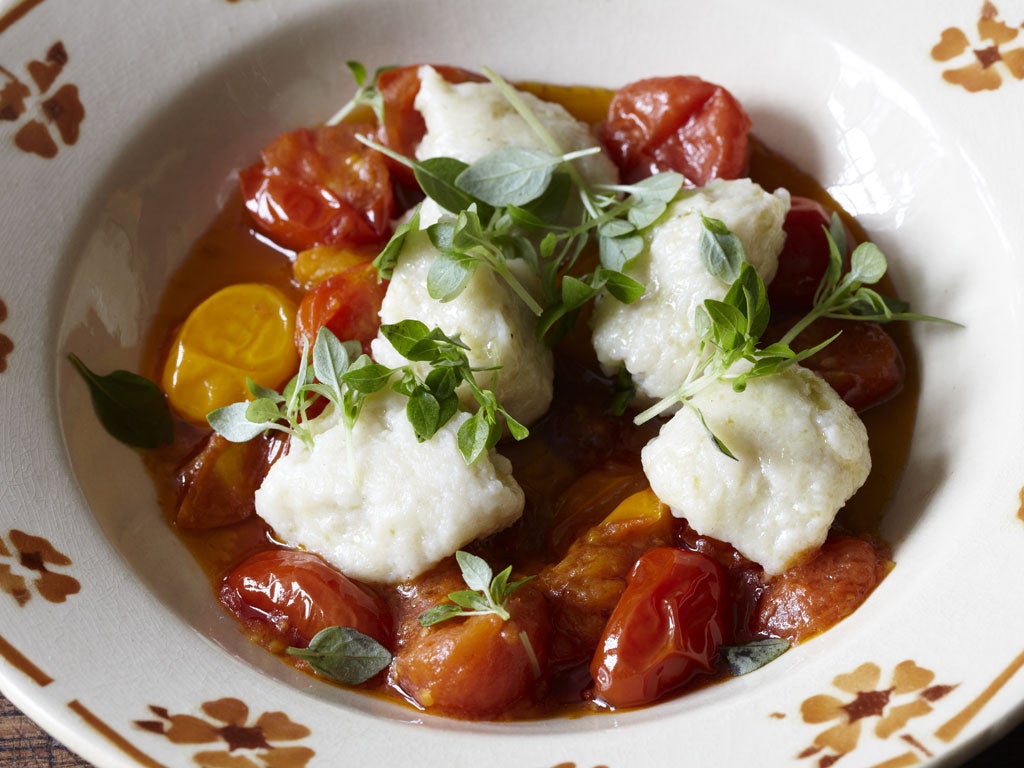 Gnocchi with tomatoes and basil