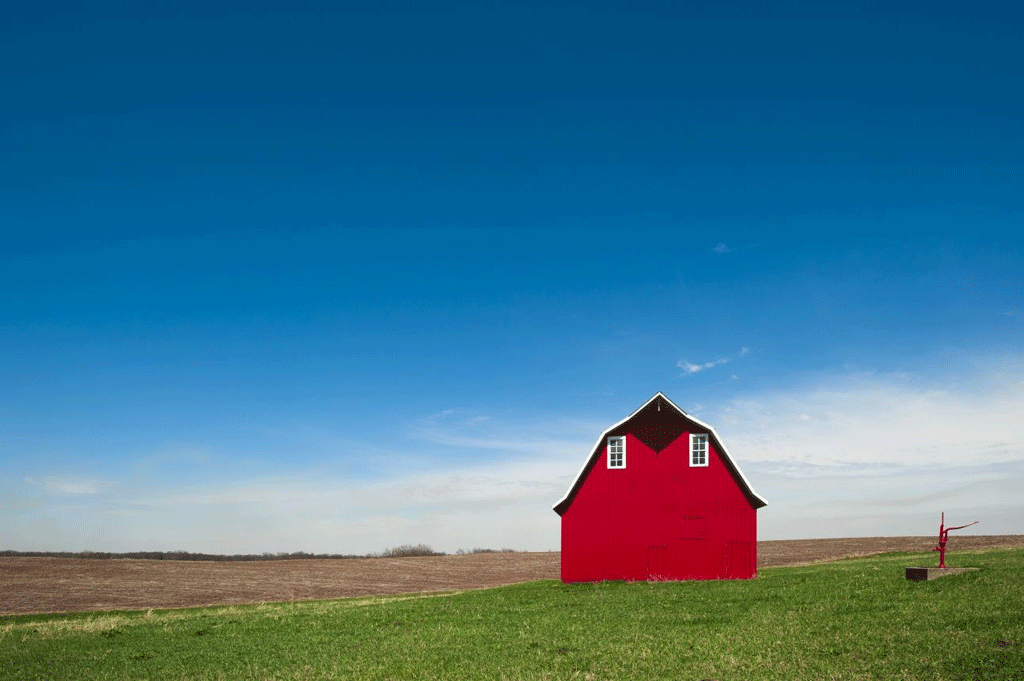 The red barn is a quintessential American design, yet it is a composite of German, English and Dutch influences
