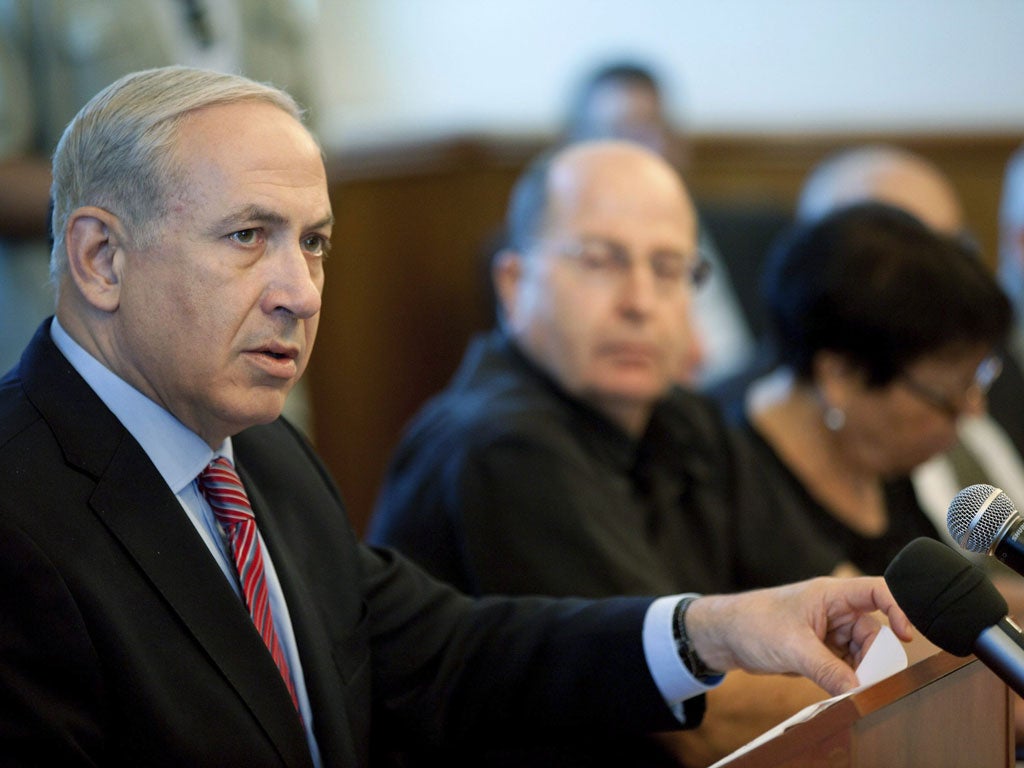 Prime Minister Benjamin Netanyahu suggests a campaign stressing the dangers that migrants to Israel face