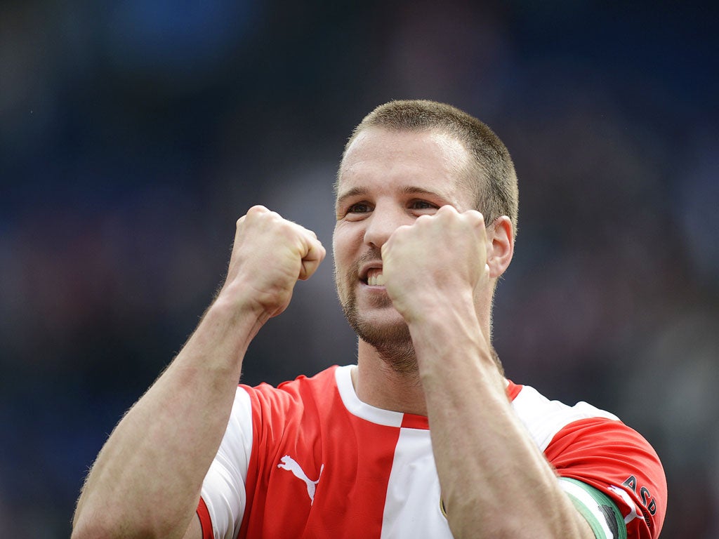 Vlaar held talks with Villa boss Paul Lambert over the weekend