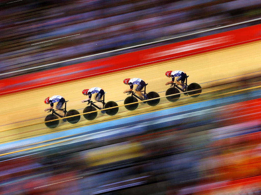 Team GB on their way to winning gold and setting a new world record in the team pursuit
