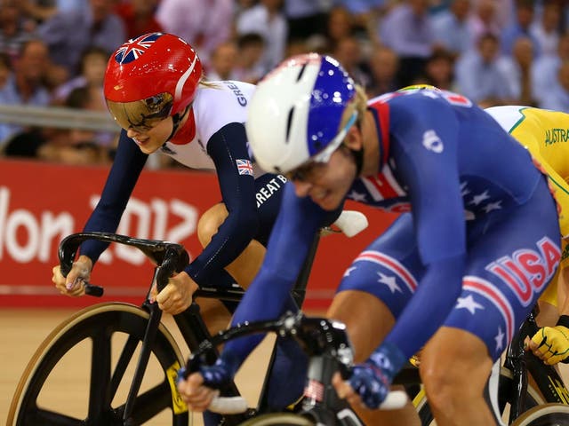 August 7, 2012: Laura Trott (L) of Great Britain and Sarah Hammer (2L) of the United States compete in the Women's Omnium Track Cycling 10km Scratch Race