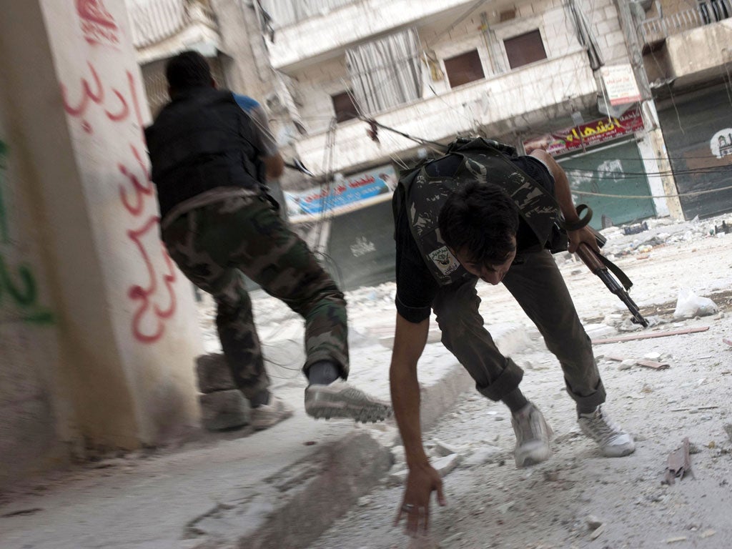 Free Syrian Army fighters in Aleppo