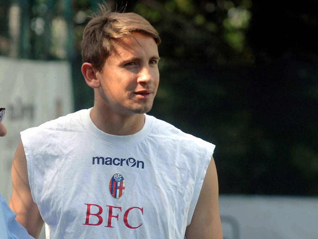 <b>Likeliest arrival</b><br/>
Southampton are still expected to make the signing of Uruguayan winger <b>Gaston Ramirez</b> from Bologna before the transfer deadline, despite the deal appearing to have stalled over the last couple of weeks. A number of other clubs have been linked with Ramirez, but Southampton are reportedly close to completing an £11m deal for the 21-year-old in the next couple of days.