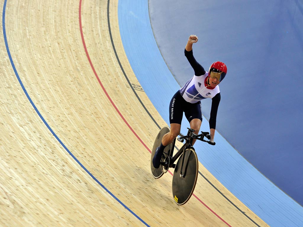 Sarah Storey celebrates breaking the world record