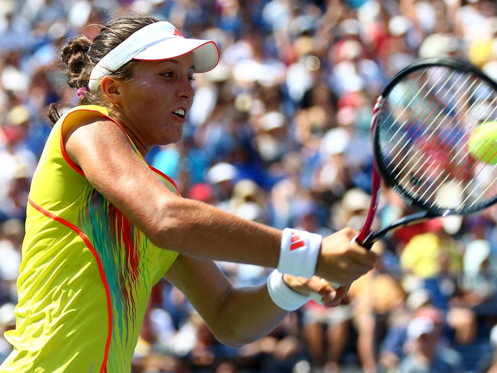 Laura Robson hits a return during her thriller with Li Na last night