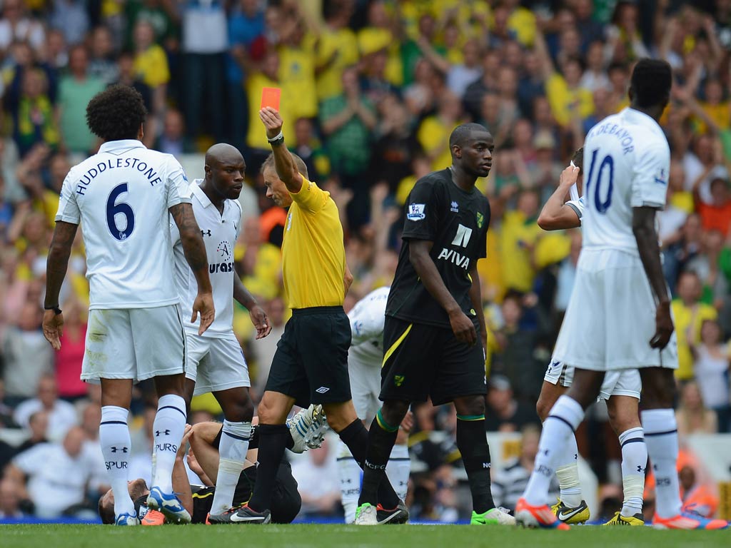 Tom Huddlestone was shown a straight red card