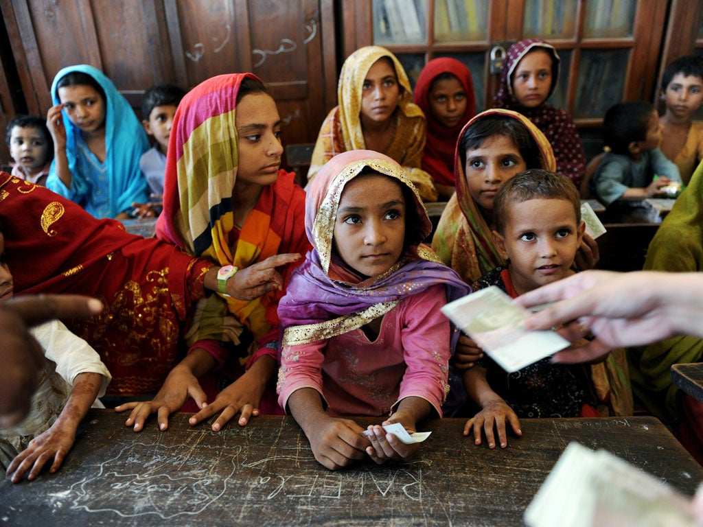 Pakistani children at the mercy of events