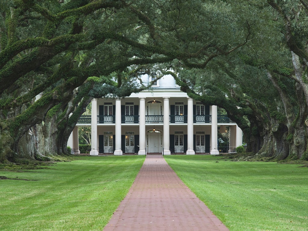 The 20-acre Oak Alley Plantation, in Louisiana, is a US national treasure