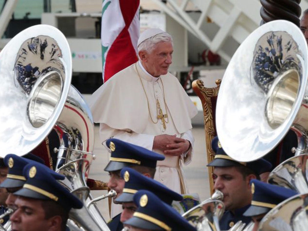 Pope Benedict XVI arrives in Beirut