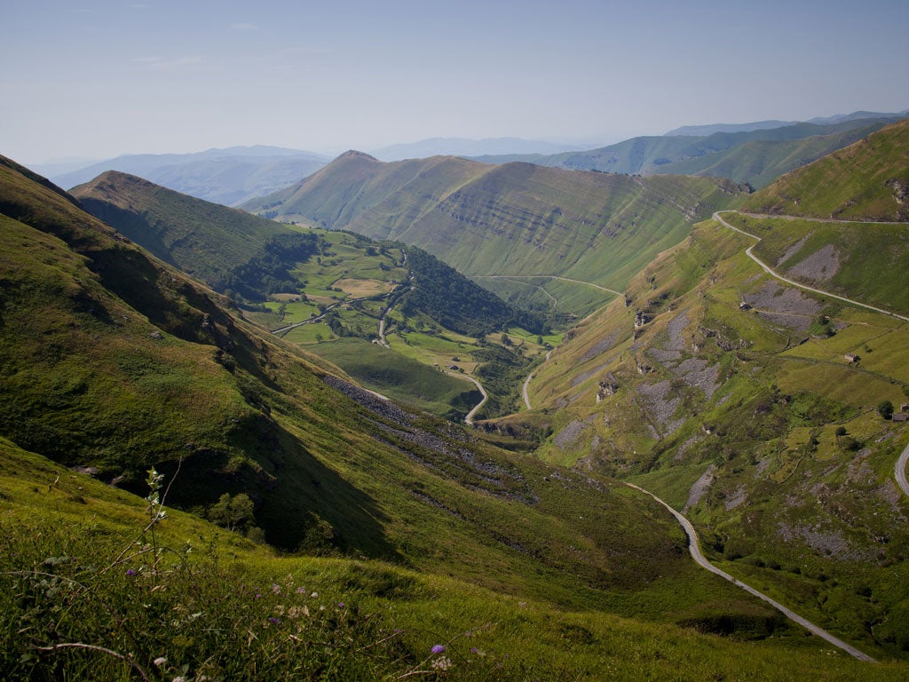 Drive along the Cordillera Cantabrica