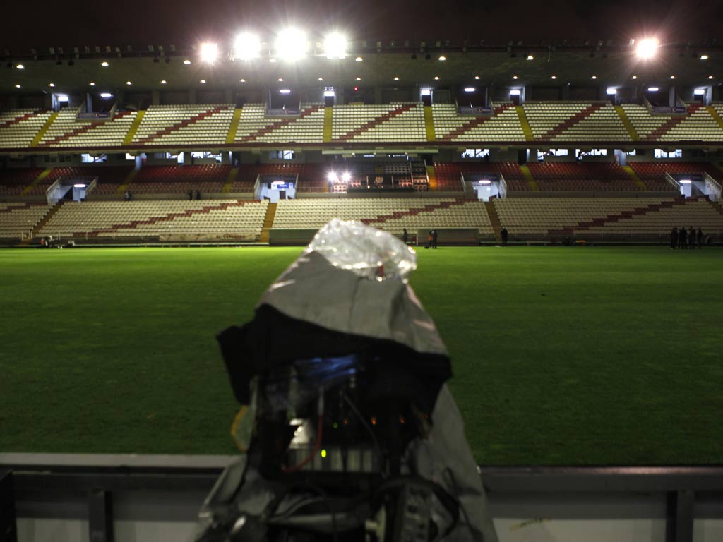 The lights at Rayo Vallecano failed