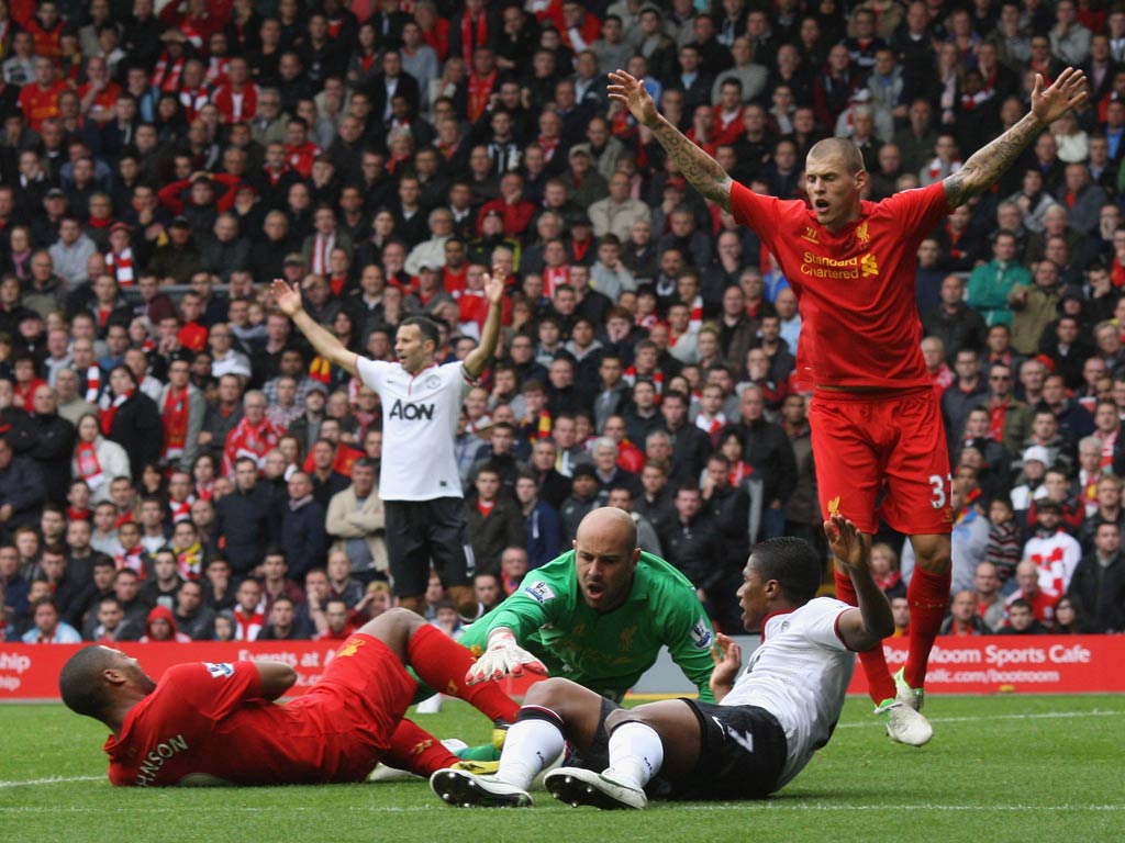 Antonio Valencia wins a penalty against Liverpool