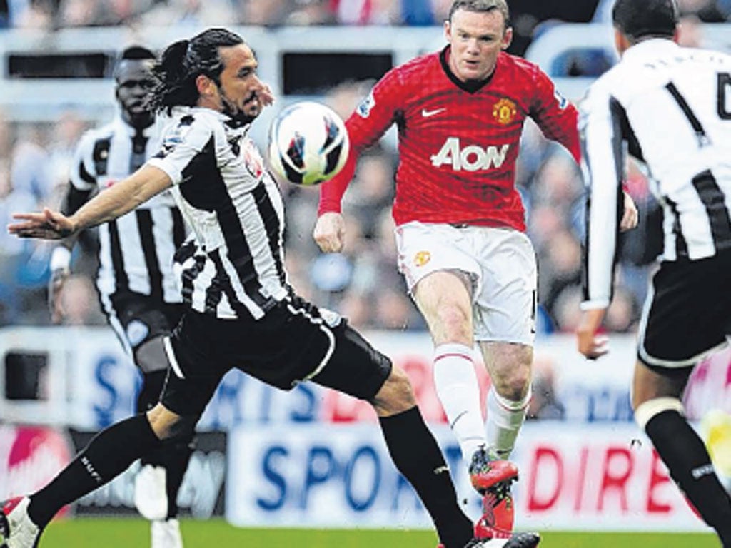 Wayne Rooney had a fine game at the pinnacle of a midfield
diamond