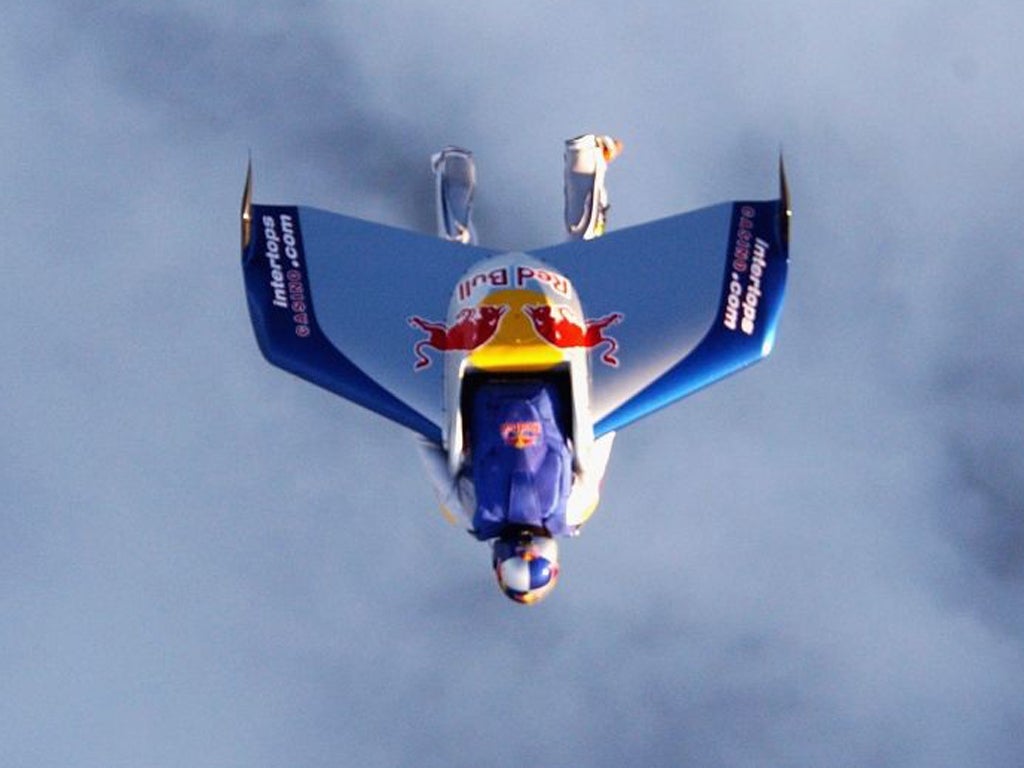 Felix Baumgartner pictured in flight over Dover on July 31, 2003