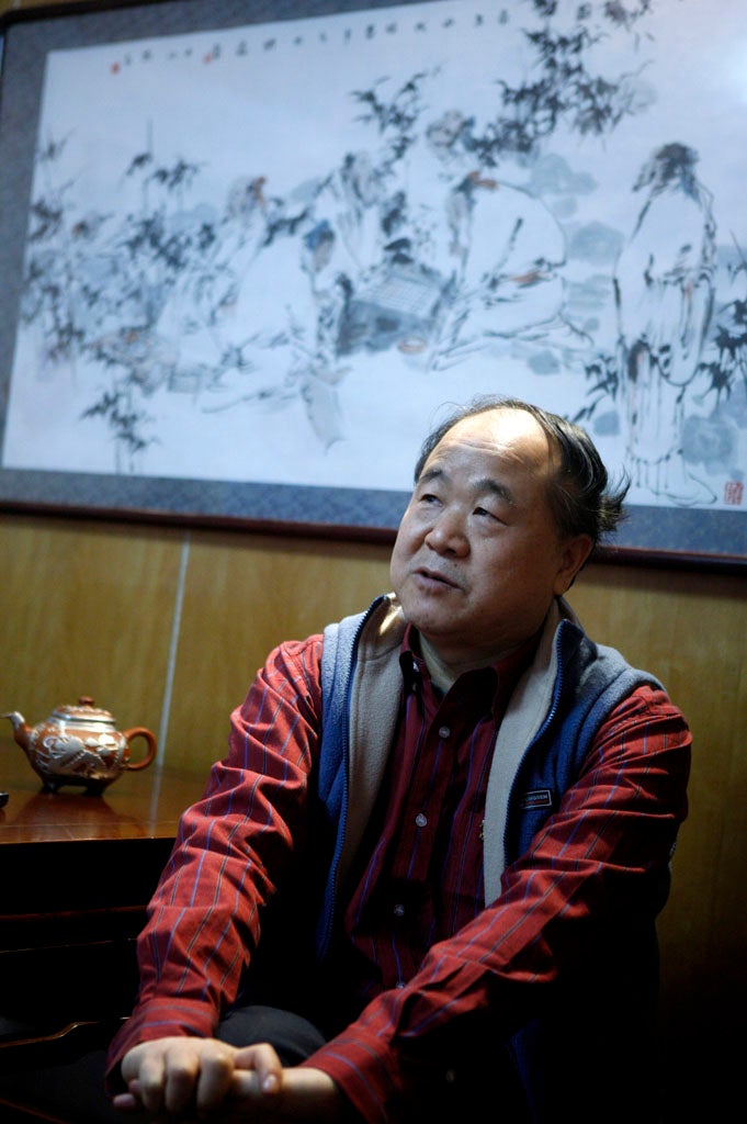 Chinese writer Mo Yan has been named the winner of the Nobel Prize in literature.