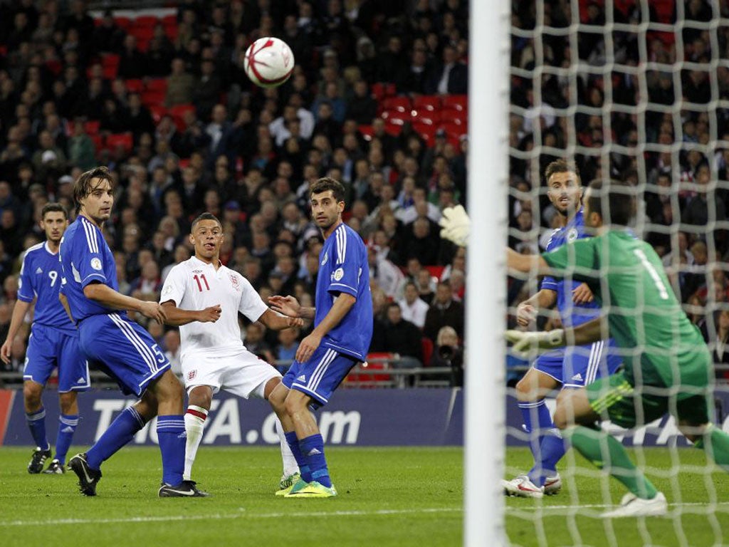 Alex Oxlade-Chamberlain makes it 5-0