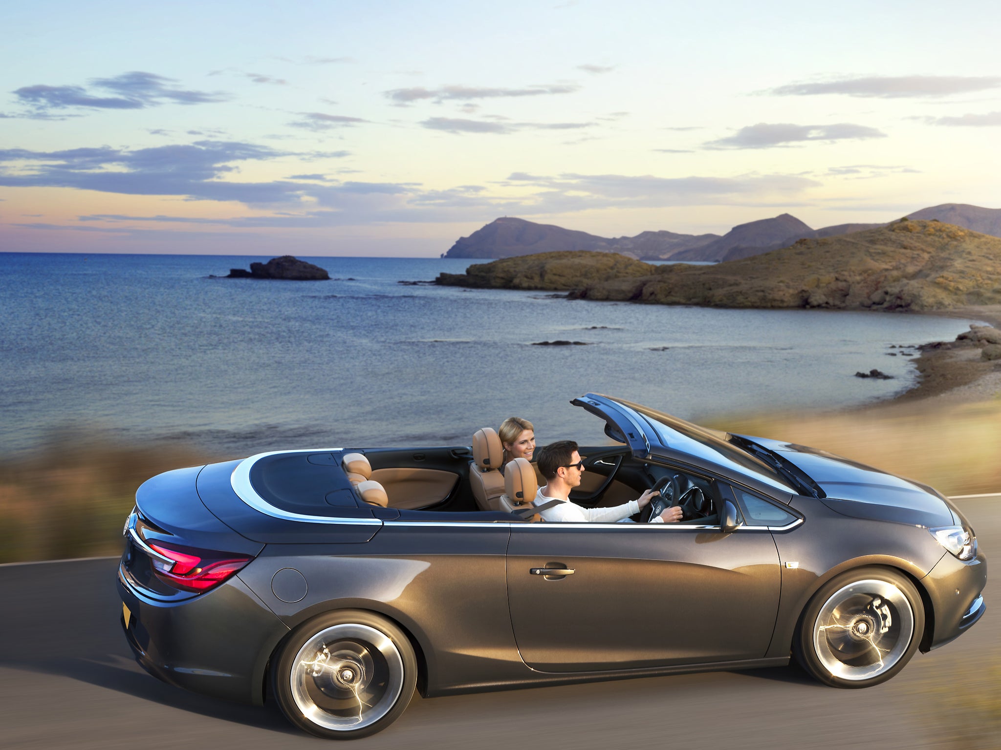 Vauxhall's new Cascada convertible