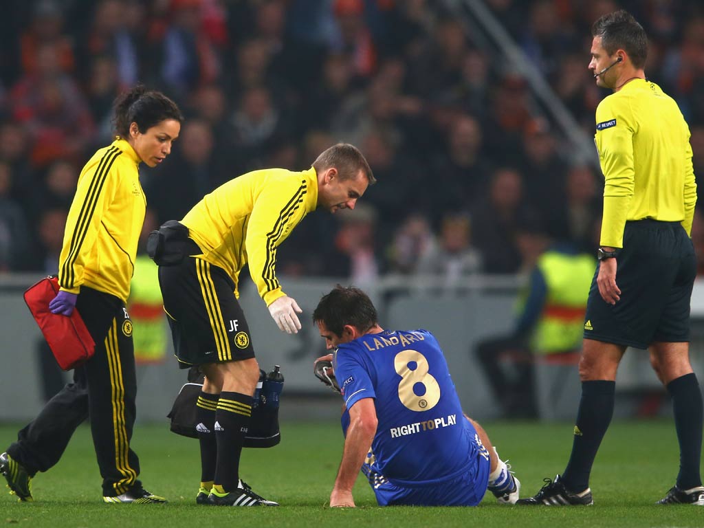 Frank Lampard picks up an injury against Shakhtar Donetsk