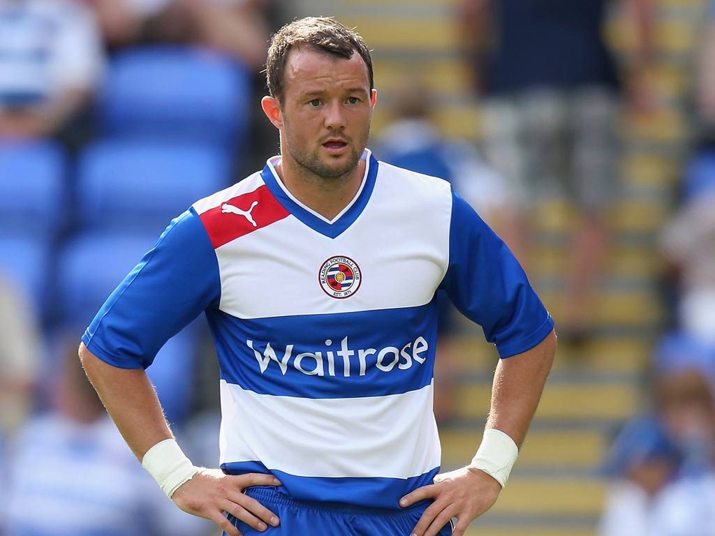 Reading striker Noel Hunt