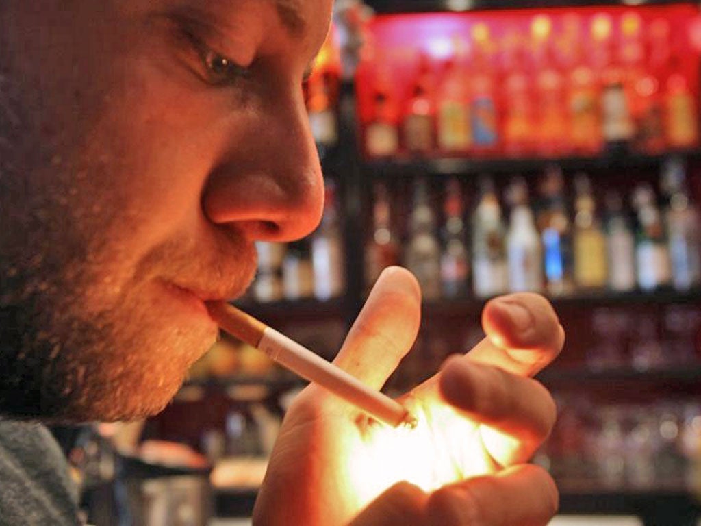 A smoker in Paris