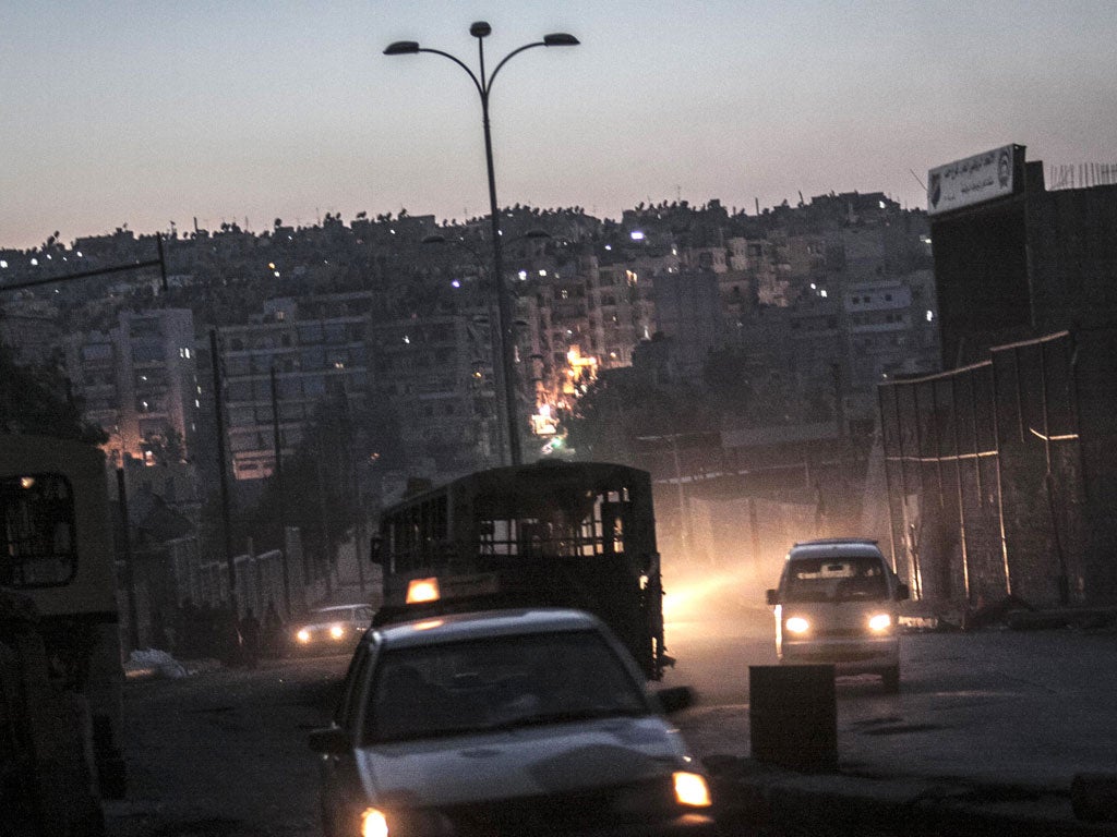 A Syrian rebel checkpoint last night in the Bustan Al-Pasha neighborhood, the boundary of the area controlled by rebel fighters in Aleppo