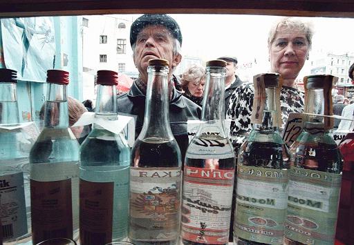 Vodka continutes to take its death toll on Russians