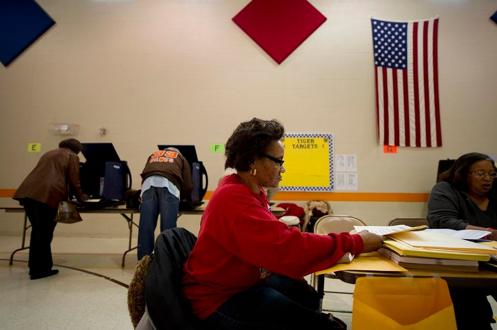 Voting under way in Ohio