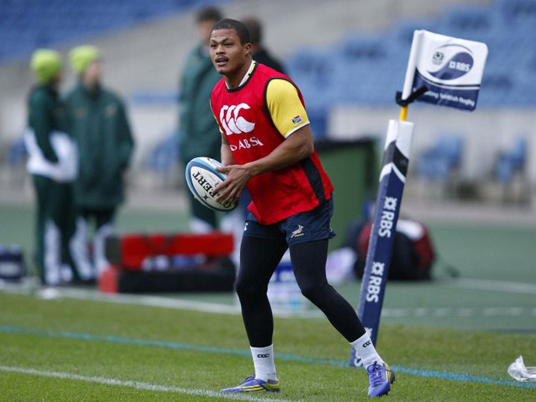 Juan de Jongh takes part in the captain’s run at Murrayfield